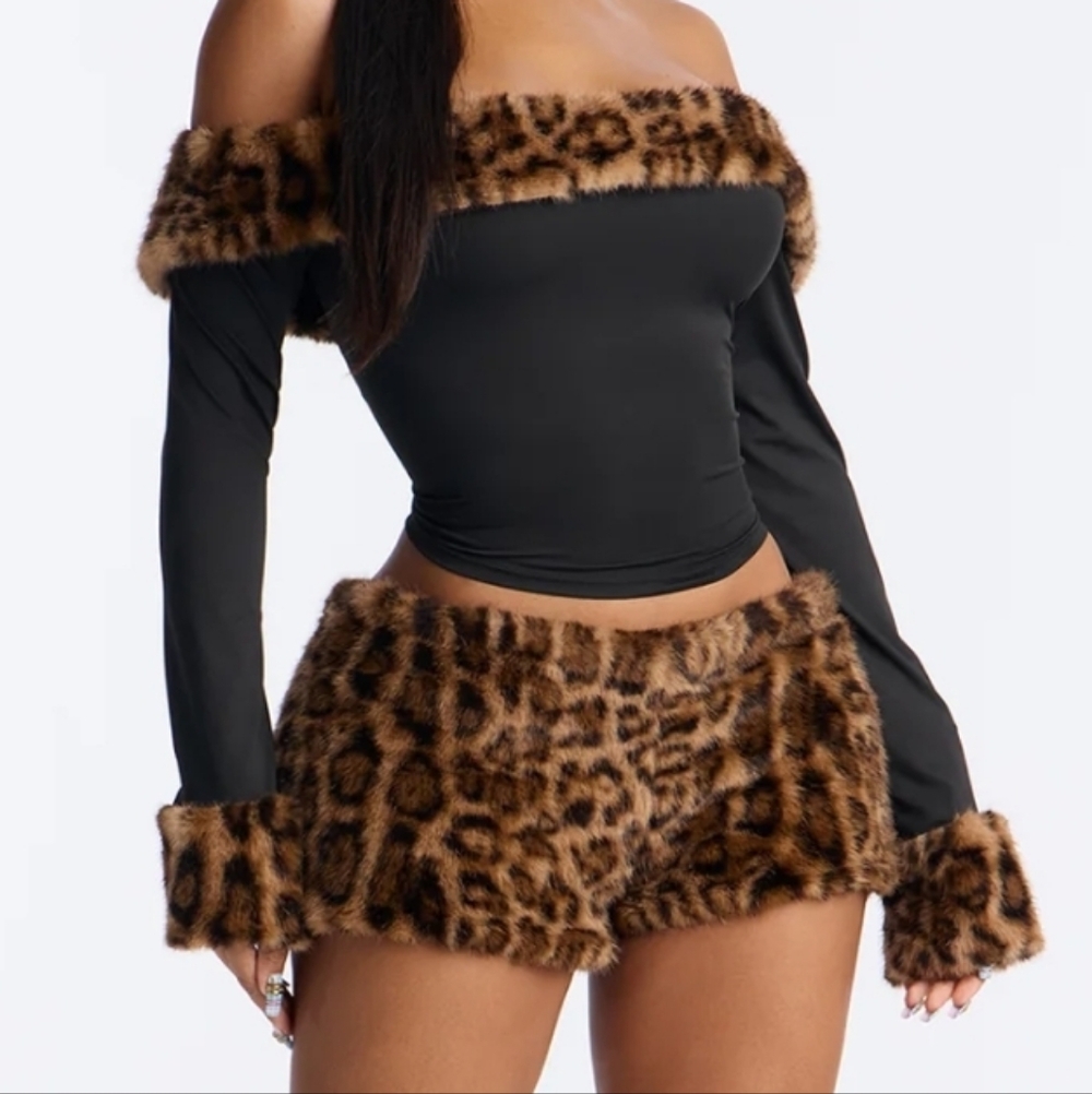Fashion Nova Little Wild Leopard Print Brown&Black Faux Fur Trim Top Size XL NWT
